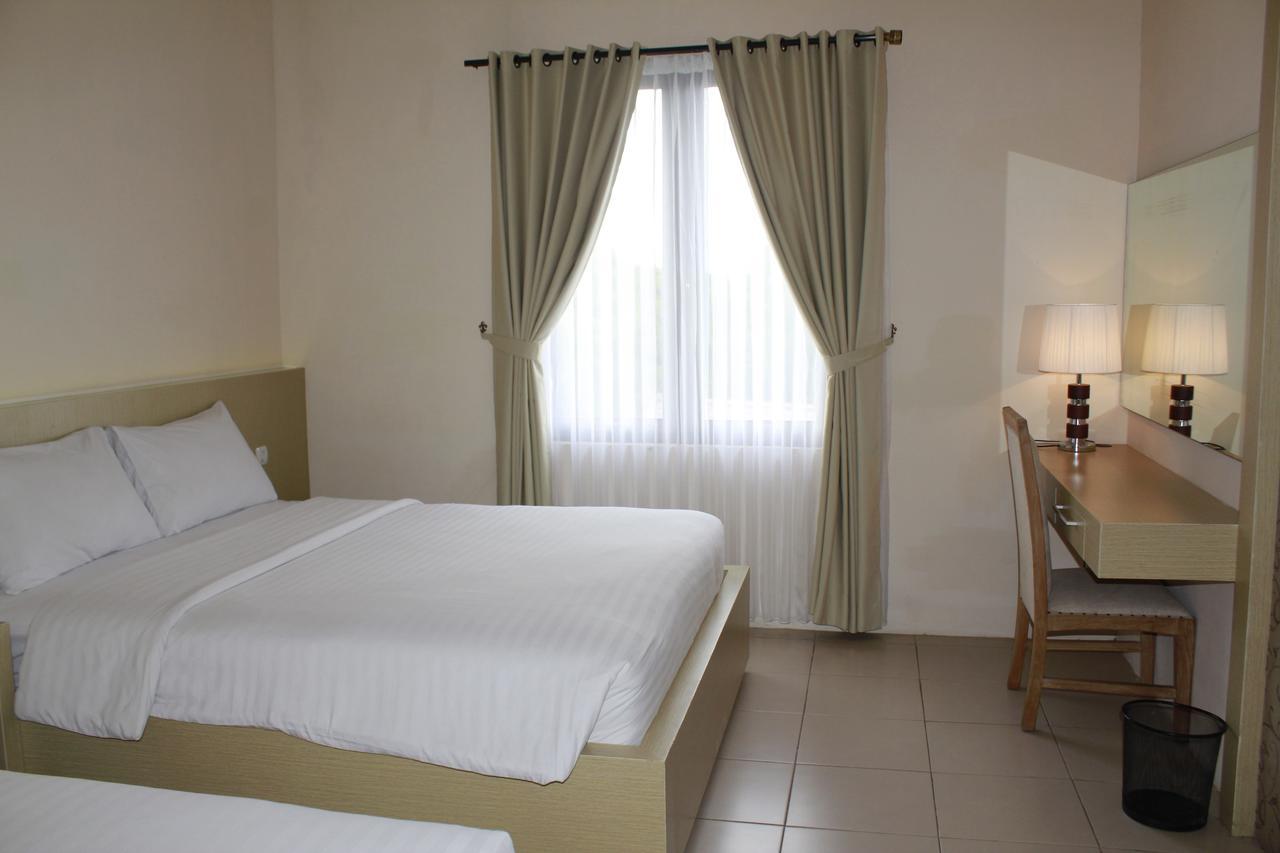 Akasa Hotel Kaliurang Εξωτερικό φωτογραφία